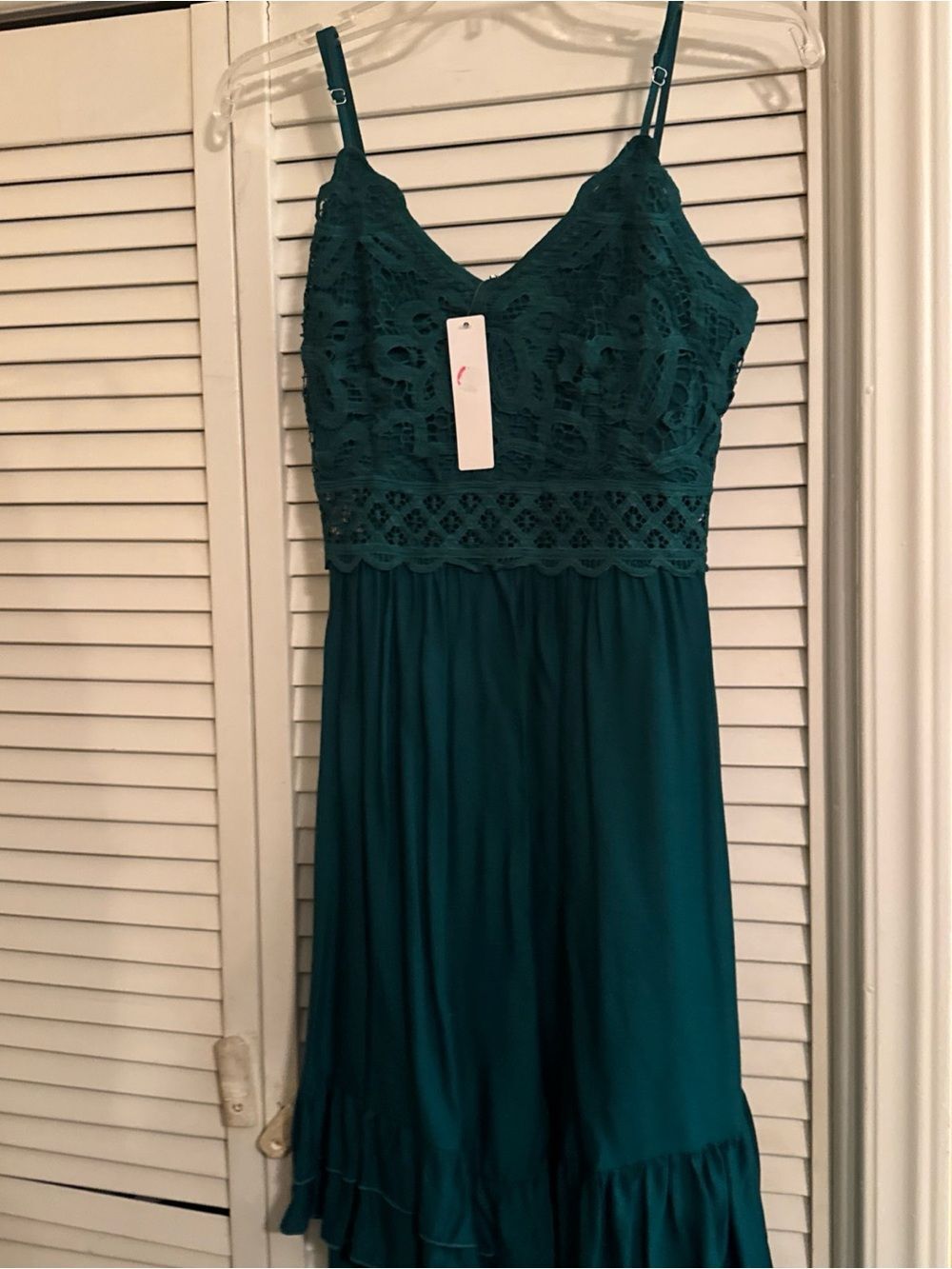 Spaghetti Strap dark green knee length Dress with Lace Bodice
